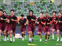 亿万娱乐-米兰奥林匹亚迎中超关键赛；关键战单刀错失；媒体盛赞；资深球员宣示担当的简单介绍