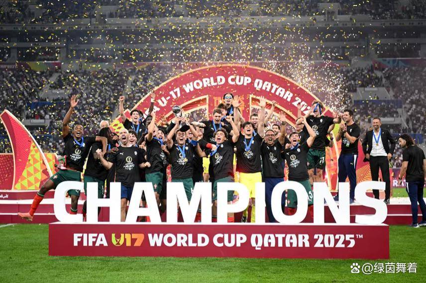 关于里程碑夜！葡萄牙体育回应争议，NBA季后赛今晨刷纪录，底气十足，赛季目标并未改变的信息